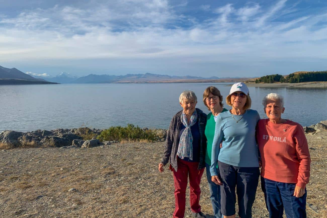 Photo stop at Lake Pukaki