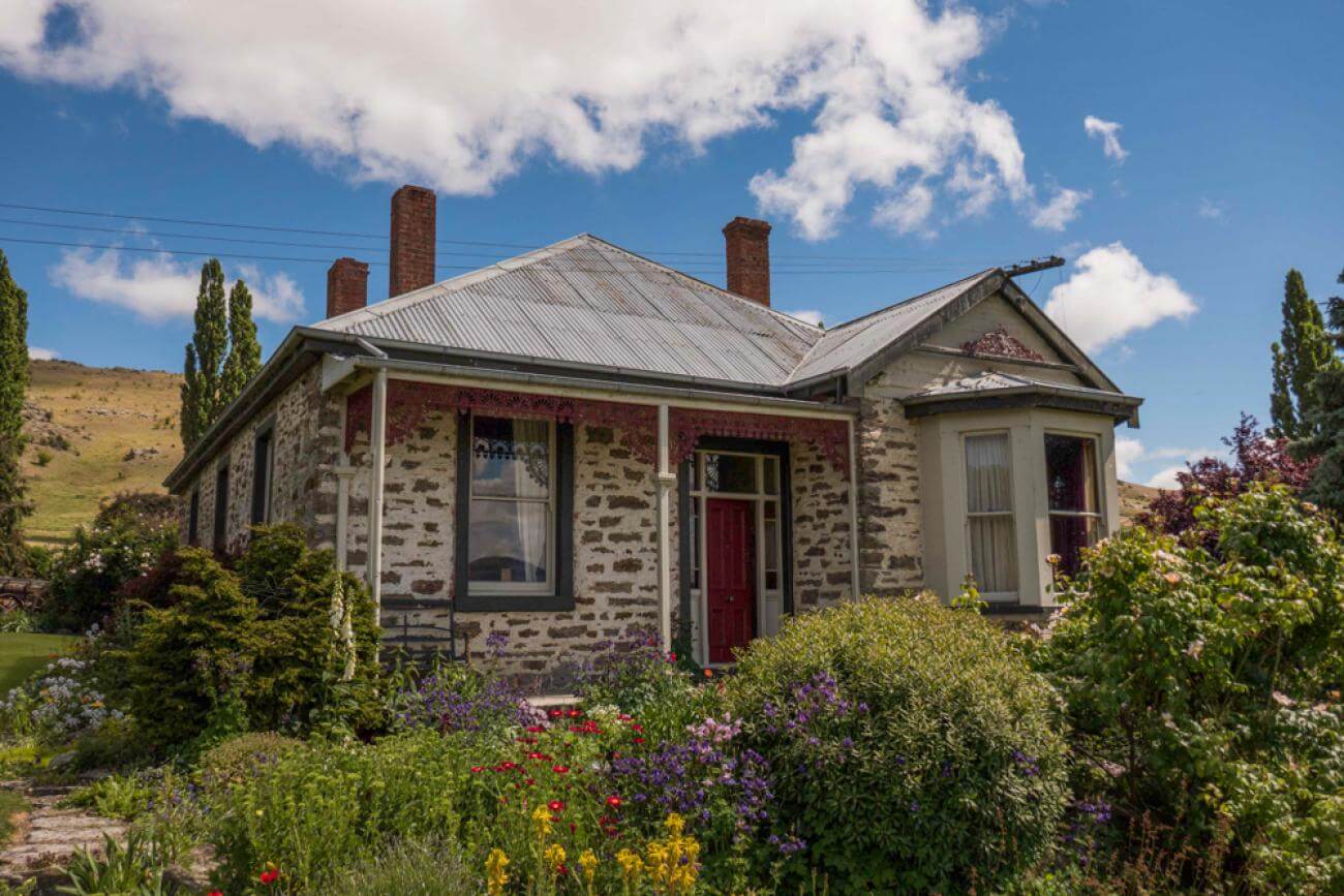 The Homestead at Rayleen McNally's Garden in Poolburn