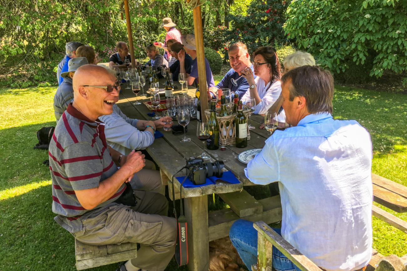 Lunch in the garden at Akaunui Homestead