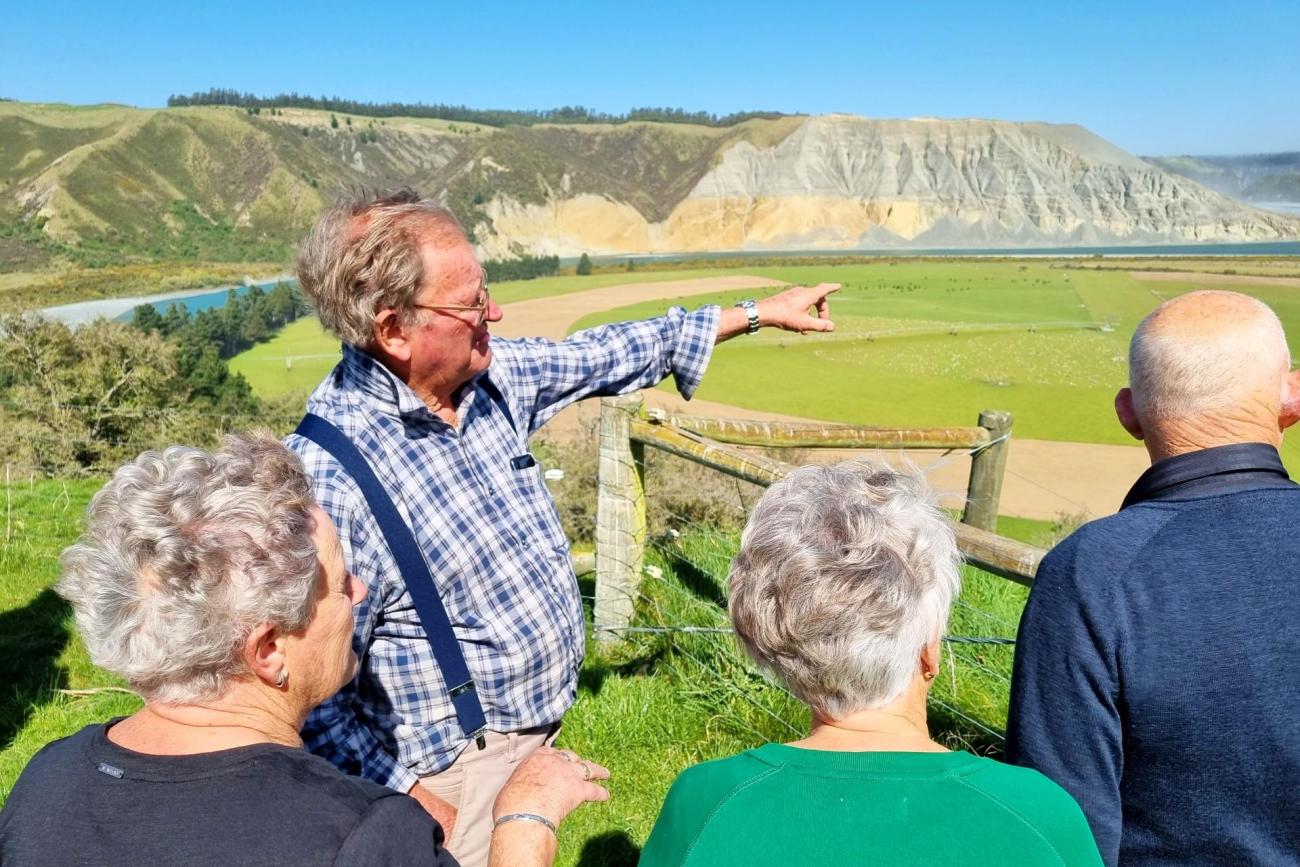 Bob Todhunter introduces the Rakaia landscape at Cleardale Station