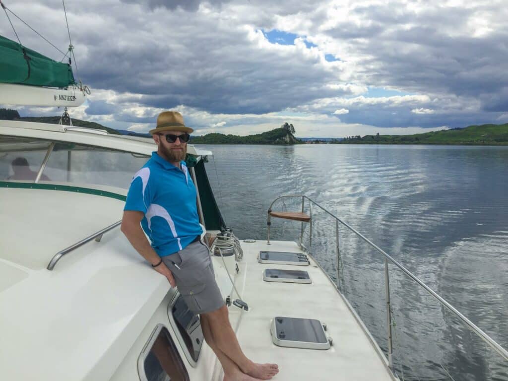 MoaTours guide Brent sailing on Lake Rotoiti