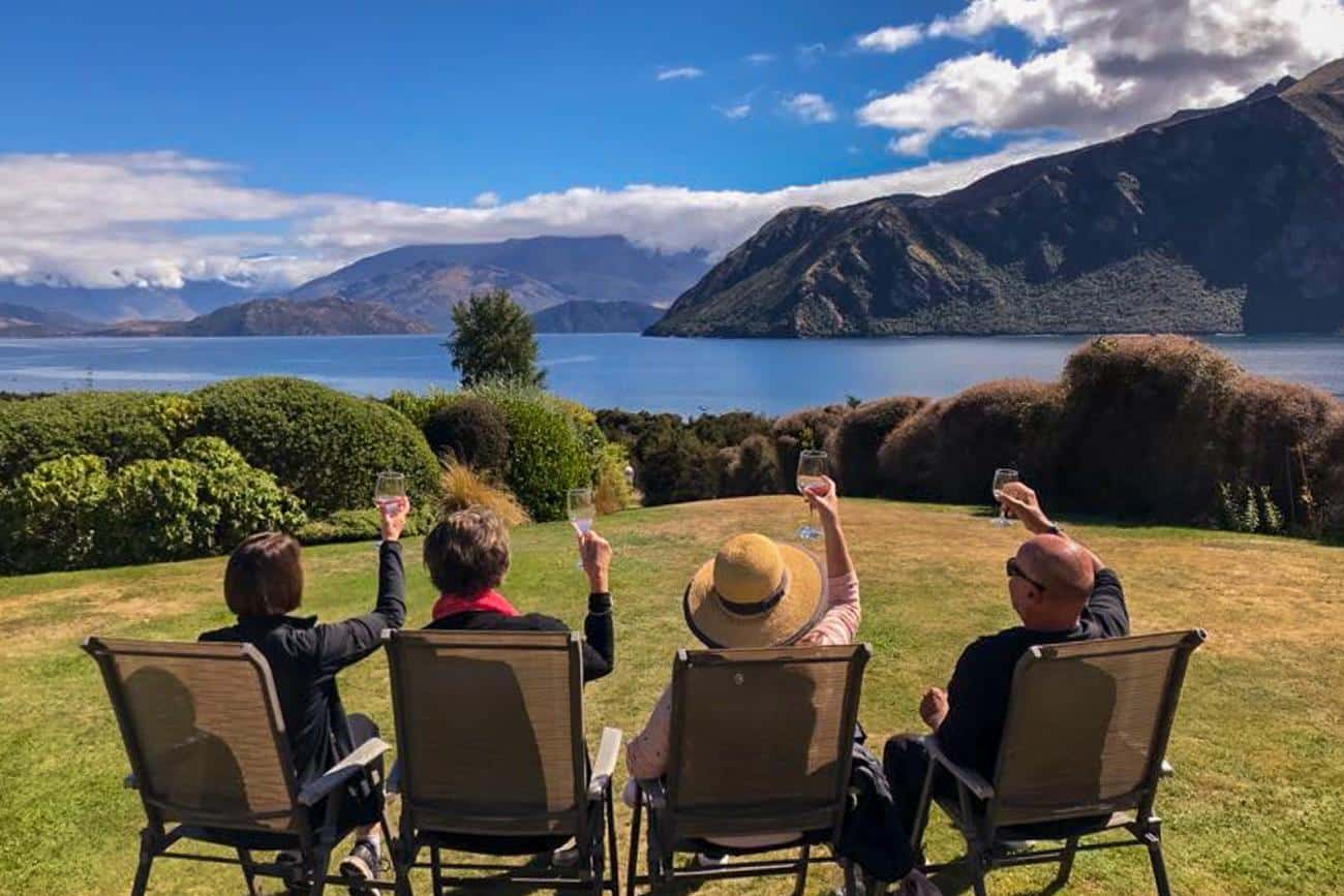 Views from our lunchspot with Pip and Tommie in Wanaka